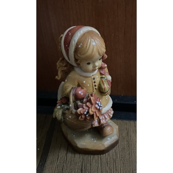 Vtg ANRI Yuletide Cheer Wood Carving Girl & Basket Figurine Signed Christmas - Picture 6 of 13